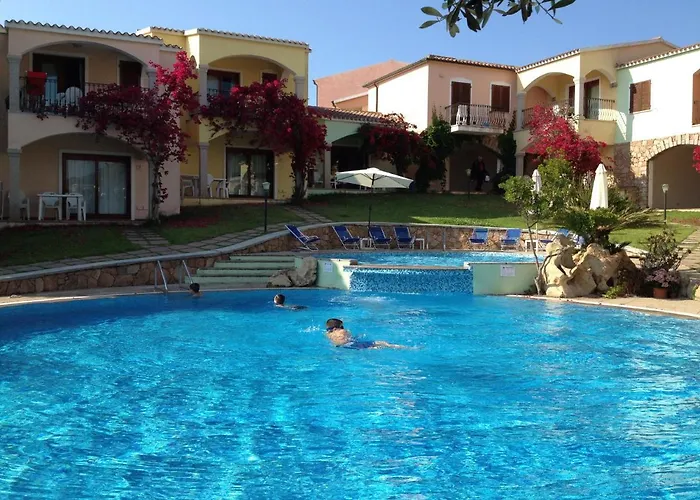 The Fantastic Residenza Badus Two Bedroom Sleeps Six And Child Num0821 * Badesi