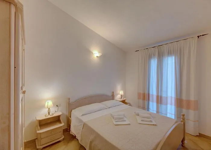 The Fantastic Residenza Badus Two Bedroom Sleeps Six And Child Num0821 *